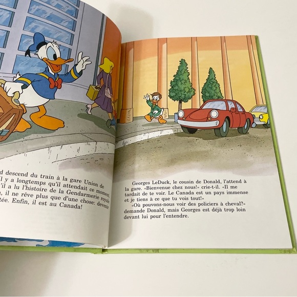 Disney's French Donald Et La Police Montée Une Aventure Au Canada Book - Picture 14 of 16